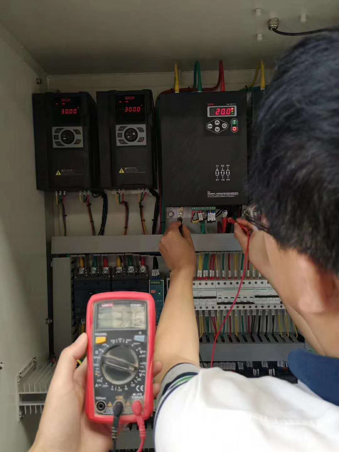 化工行業(yè)—調(diào)功器、變頻器(圖2)
